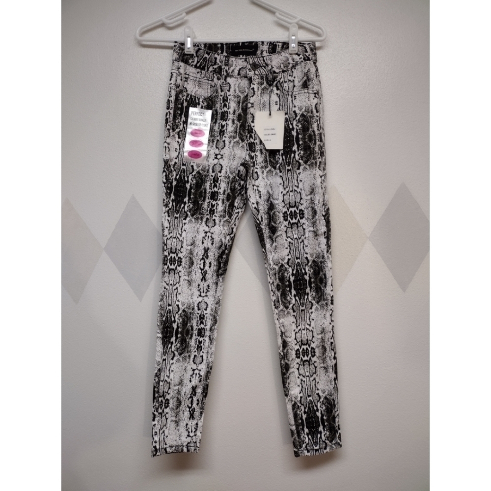 Snakeskin reptile print denim pants NWT